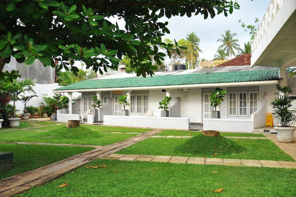 Mirissa Bay Resort Exteriör bild